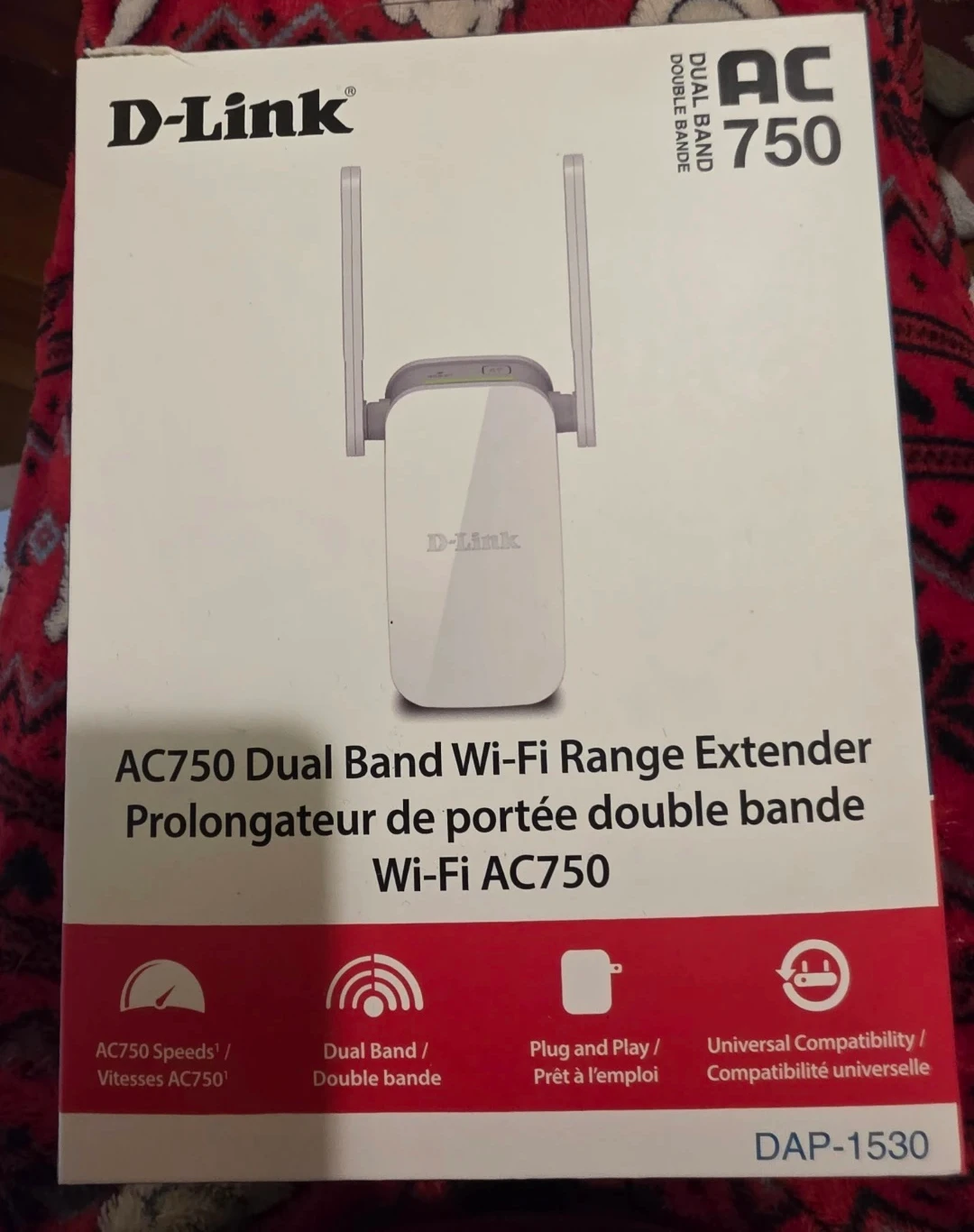 D-Link AC750 Dual Band WiFi Range Extender - New