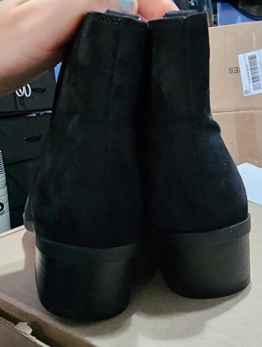 Black Suede Ankle Boots size 9 - photo 5