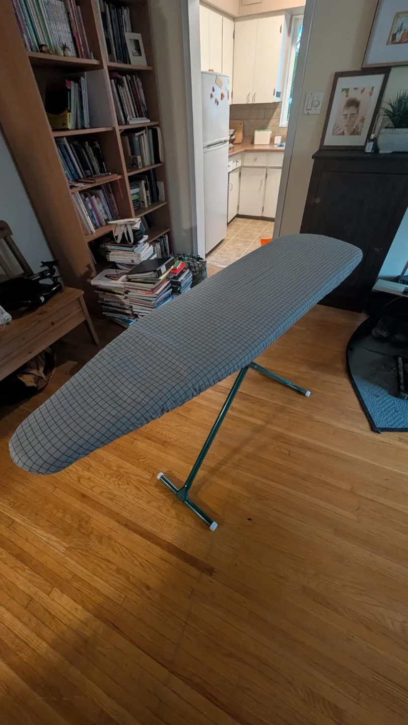 Large ironing board (FREE)