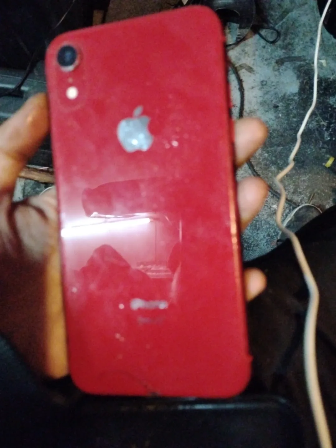 Apple iPhone XR - Red