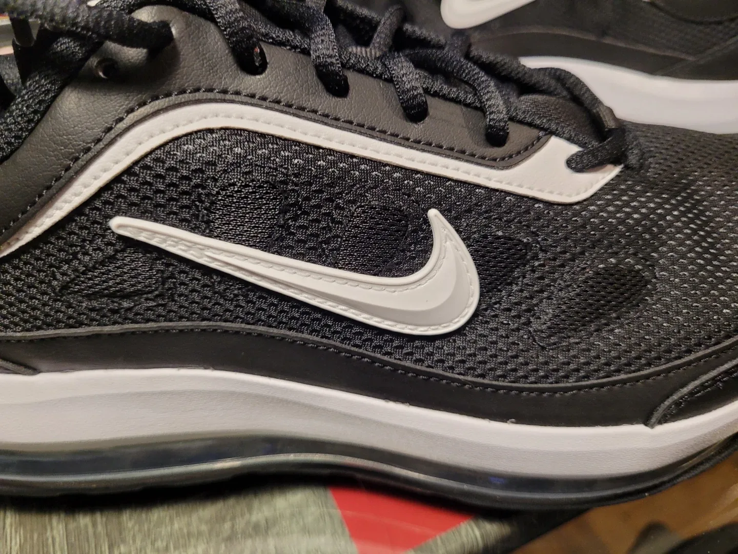 Nike Air Max AP Black/White, Size 10 image indicator(6)