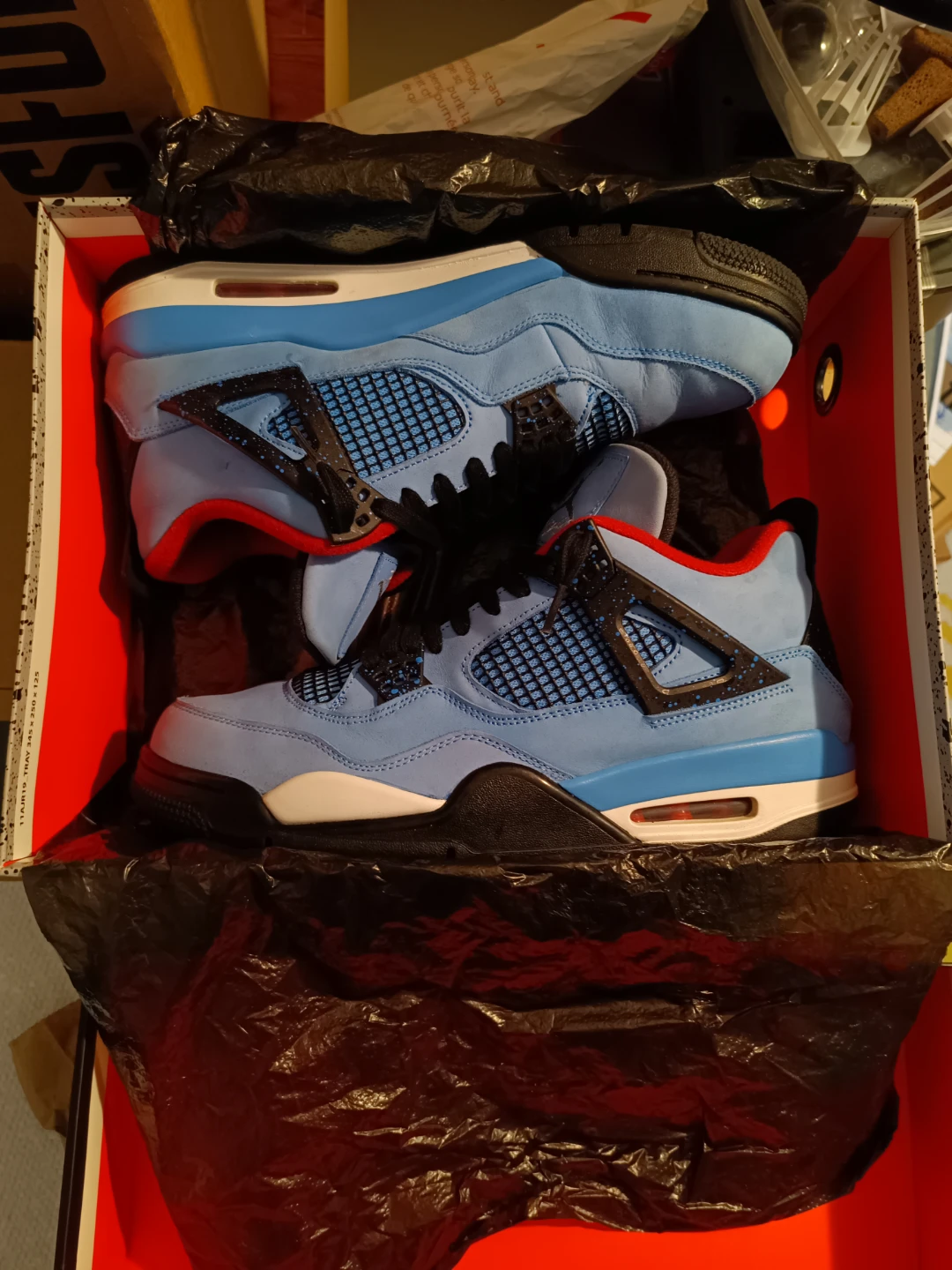 Air Jordan 4 Retro Travis Scott