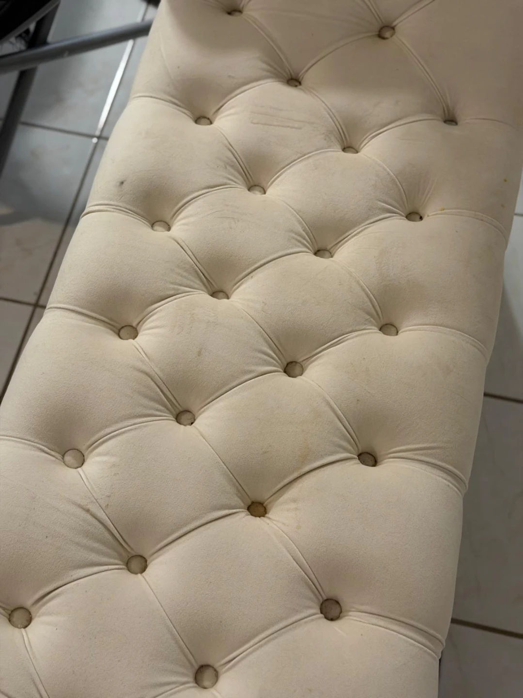 Upholstered Tufted Bench - Cream Colour - photo 3