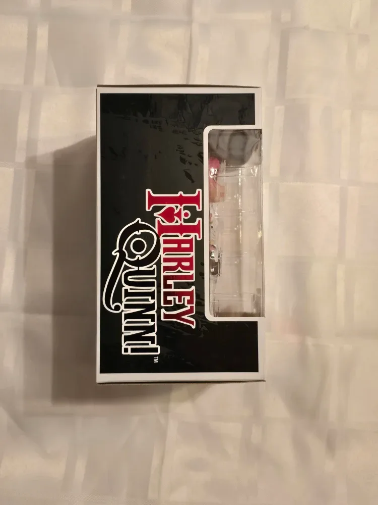 Funko Rock Candy Harley Quinn Vinyl Figure image indicator(2)