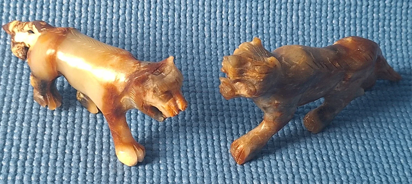 Pair of Vintage Onyx  Marble Stone Tiger Figurines image indicator(4)