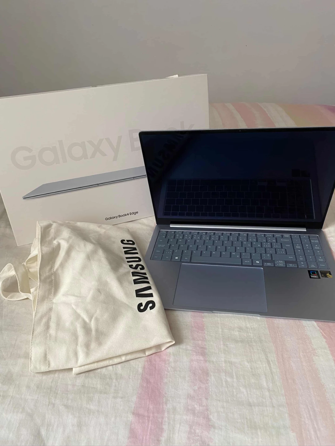 Samsung Galaxy Book4 Edge Laptop 16" 1TB storage - photo 5