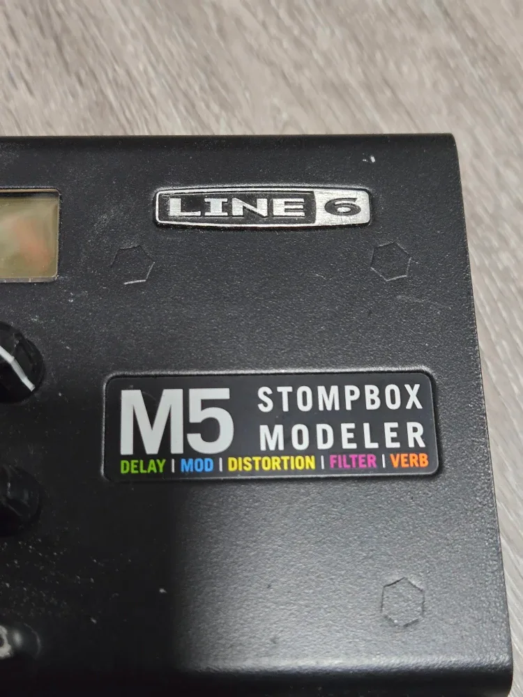 Line 6 M5 Stompbox Modeler image indicator(3)