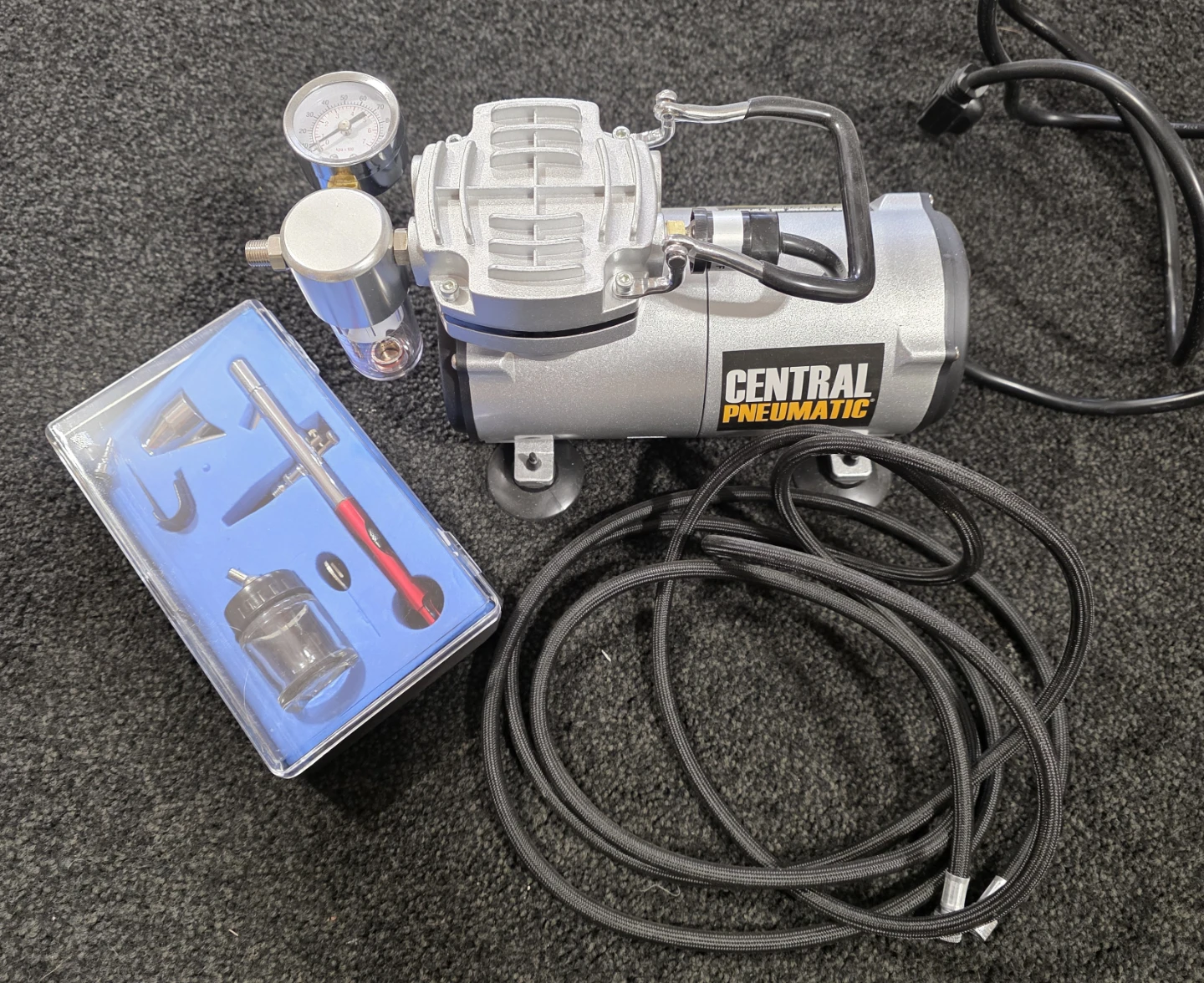 Central Pneumatic Airbrush Compressor Kit - photo 2