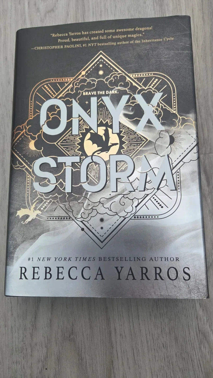 Onyx Storm by Rebecca Yarros