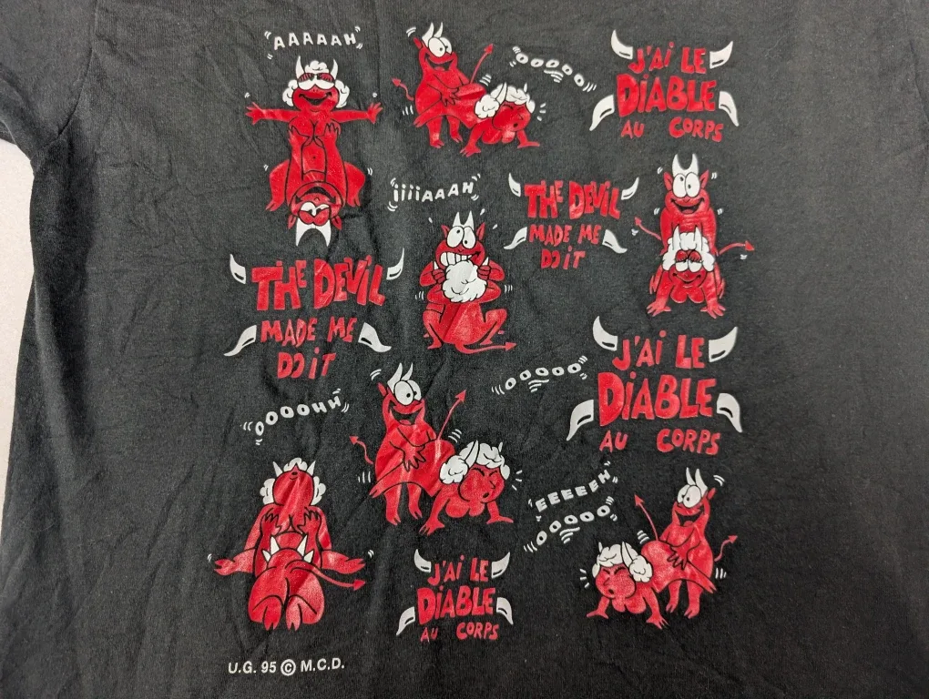 BEST Devil Made Me Do It T-Shirt - Size L image indicator(2)