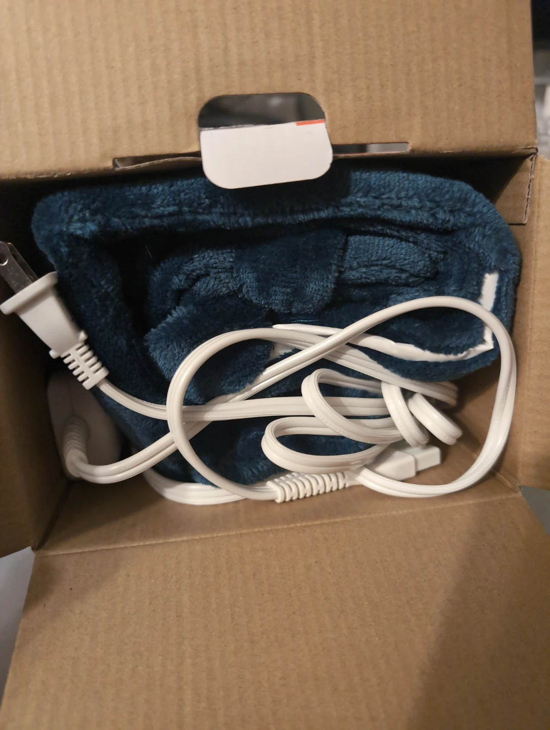 Durpeak Electric Heating Pad - New in Box - photo 3