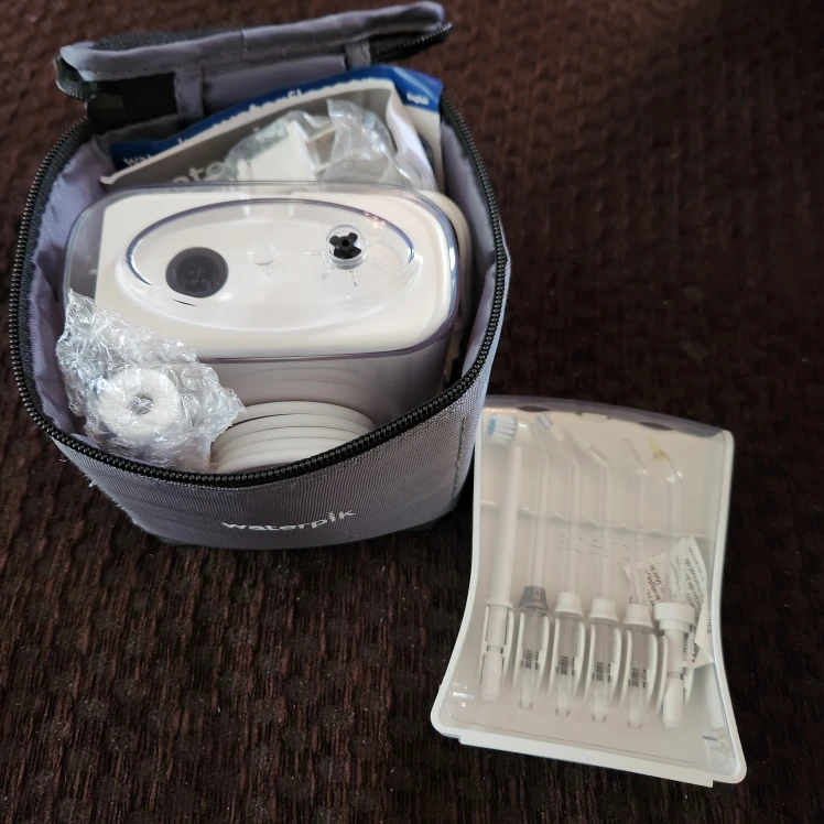 Waterpik Waterflosser WP-200/300 Series - photo 3