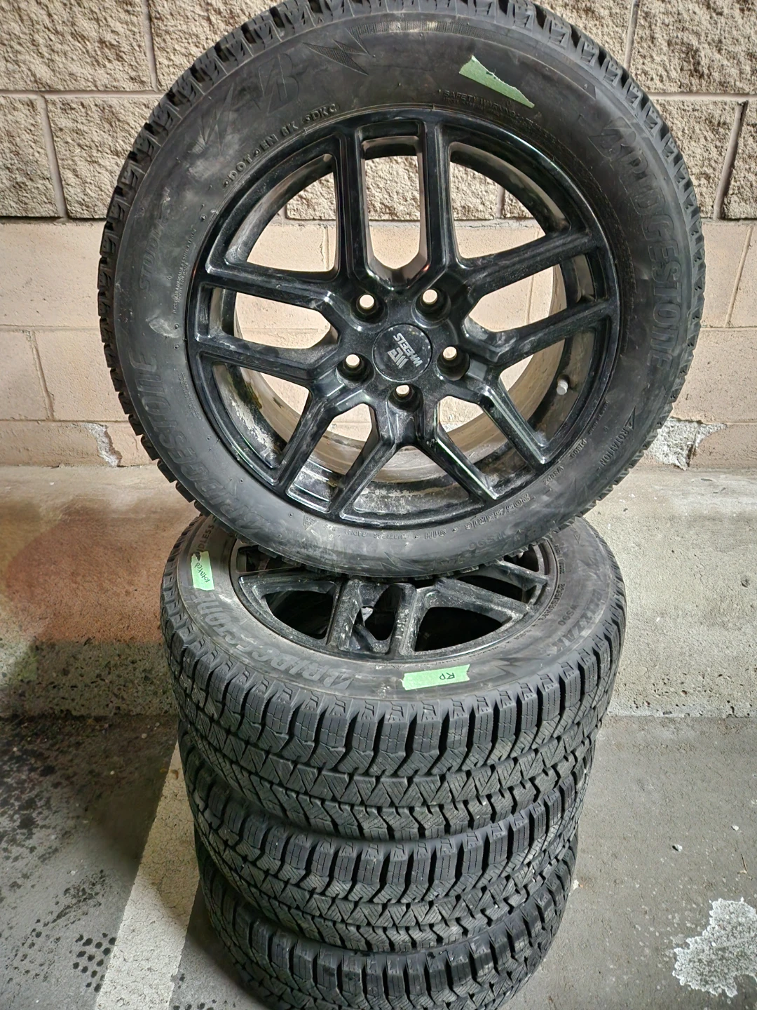 Bridgestone Blizzak 205/55R16 Winter Tires - photo 4