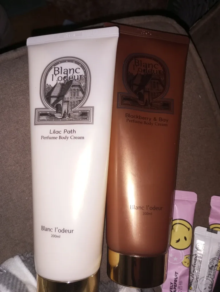 2 x Perfume Body Cream Set #clearout image indicator(2)