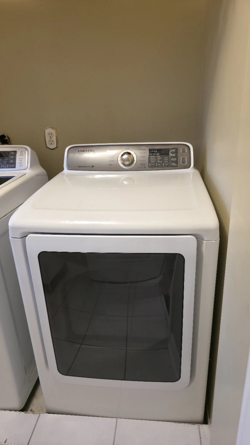 Samsung Washer and Dryer Set - photo 2