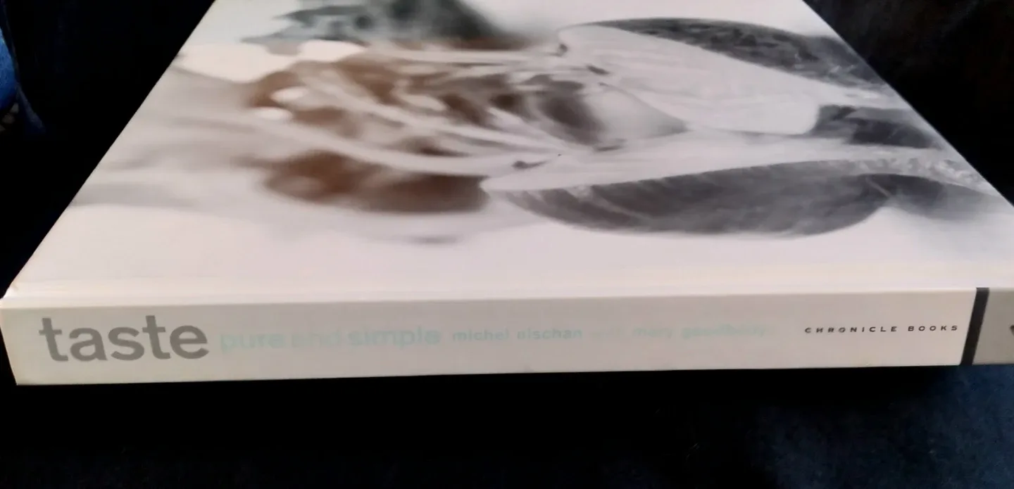 COOKBOOK - TASTE - HARDCOVER image indicator(2)