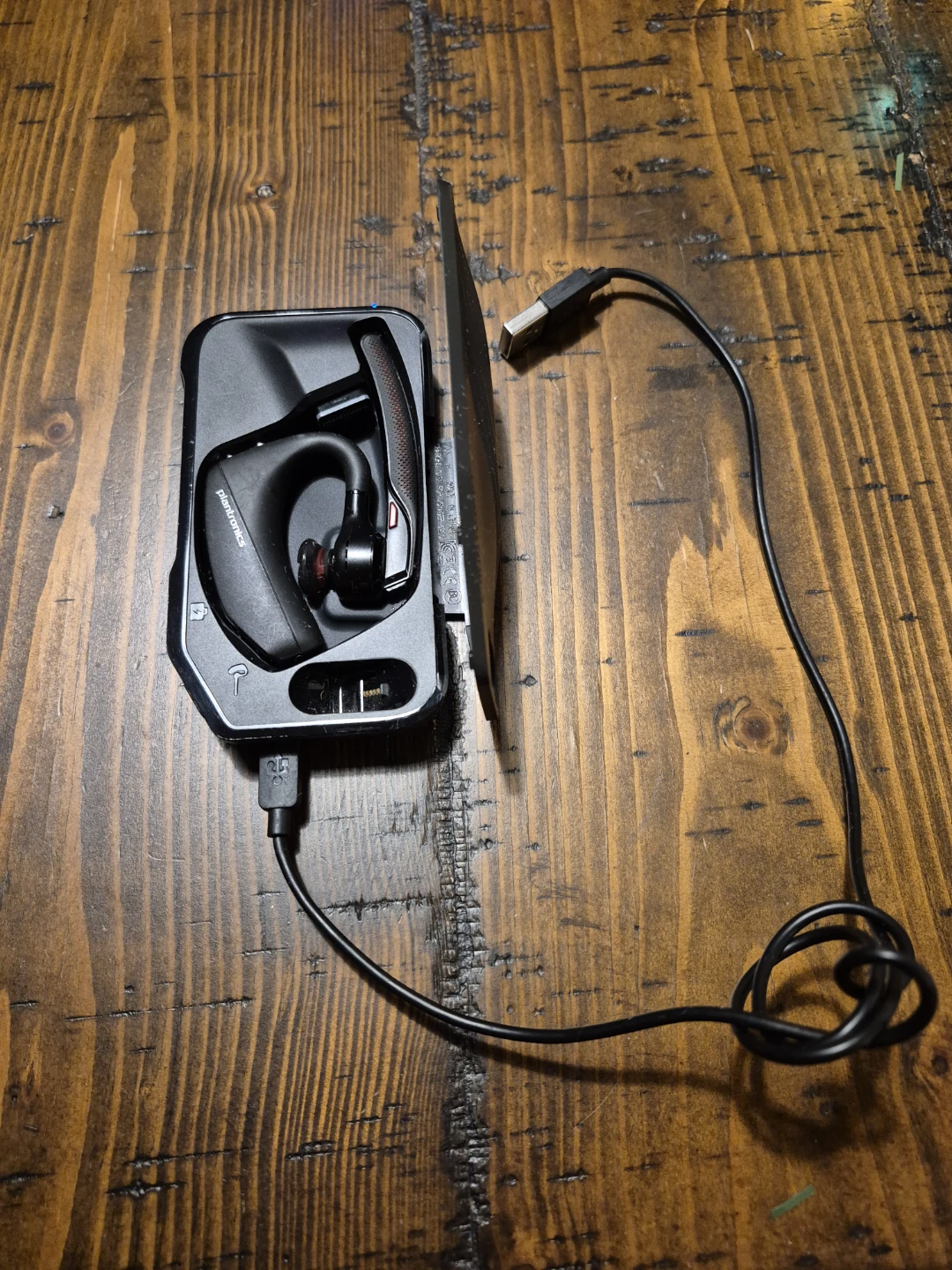 Plantronics Voyager 5200 UC Bluetooth Headset - photo 3