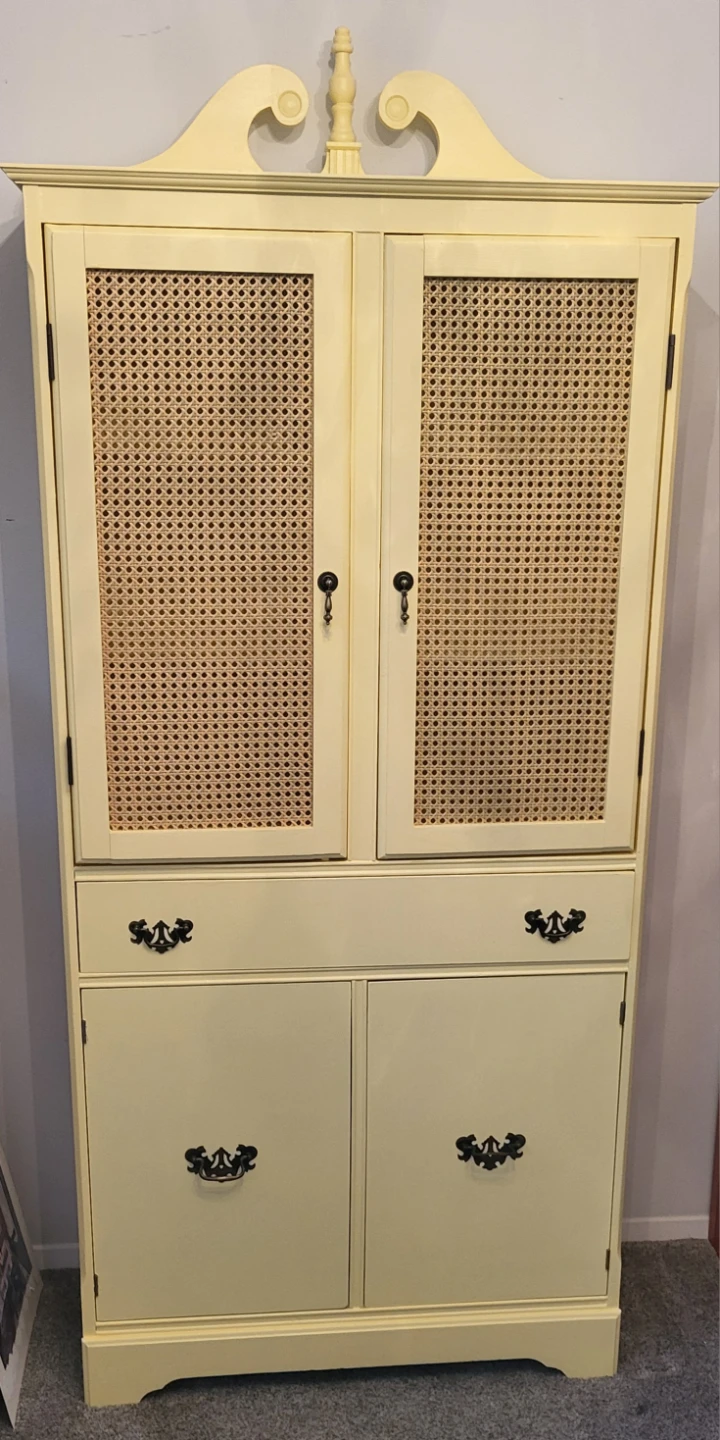 Vintage  APARTMENT PANTRY