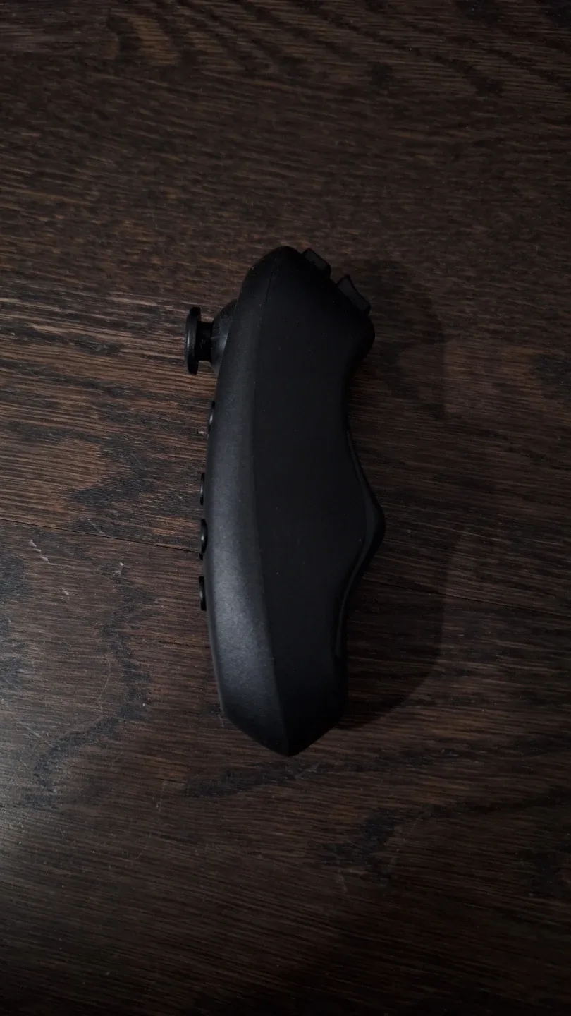 Black Remote Controller image indicator(3)