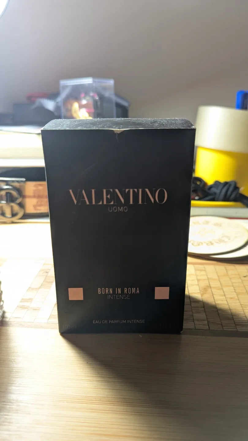 Valentino Born In Roma Intense 100ml image indicator(4)