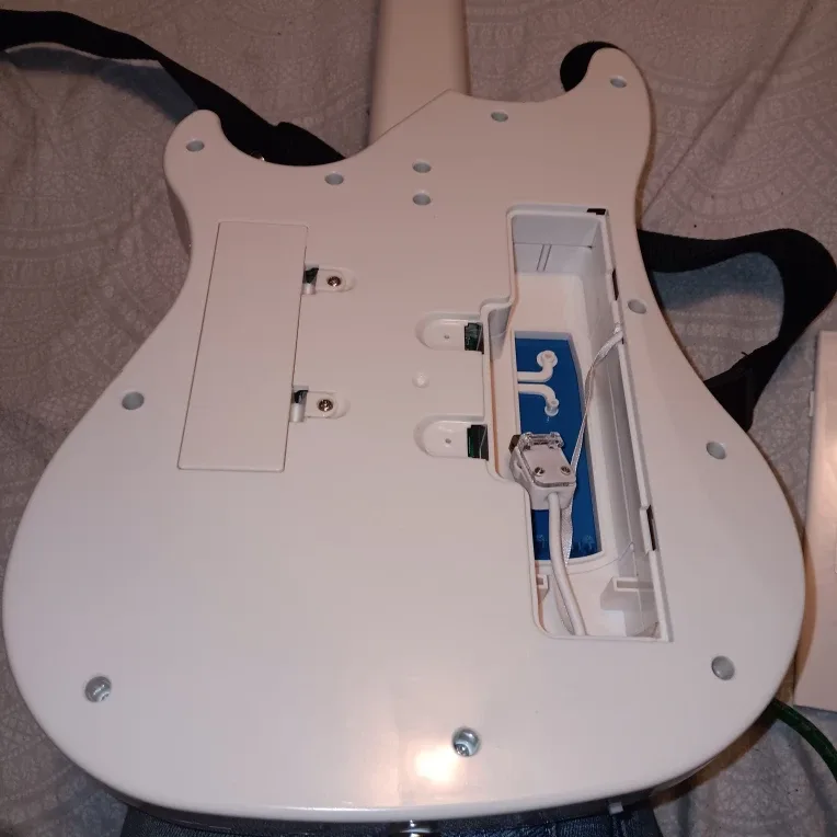 Intec Wireless Guitar for Wii image indicator(4)