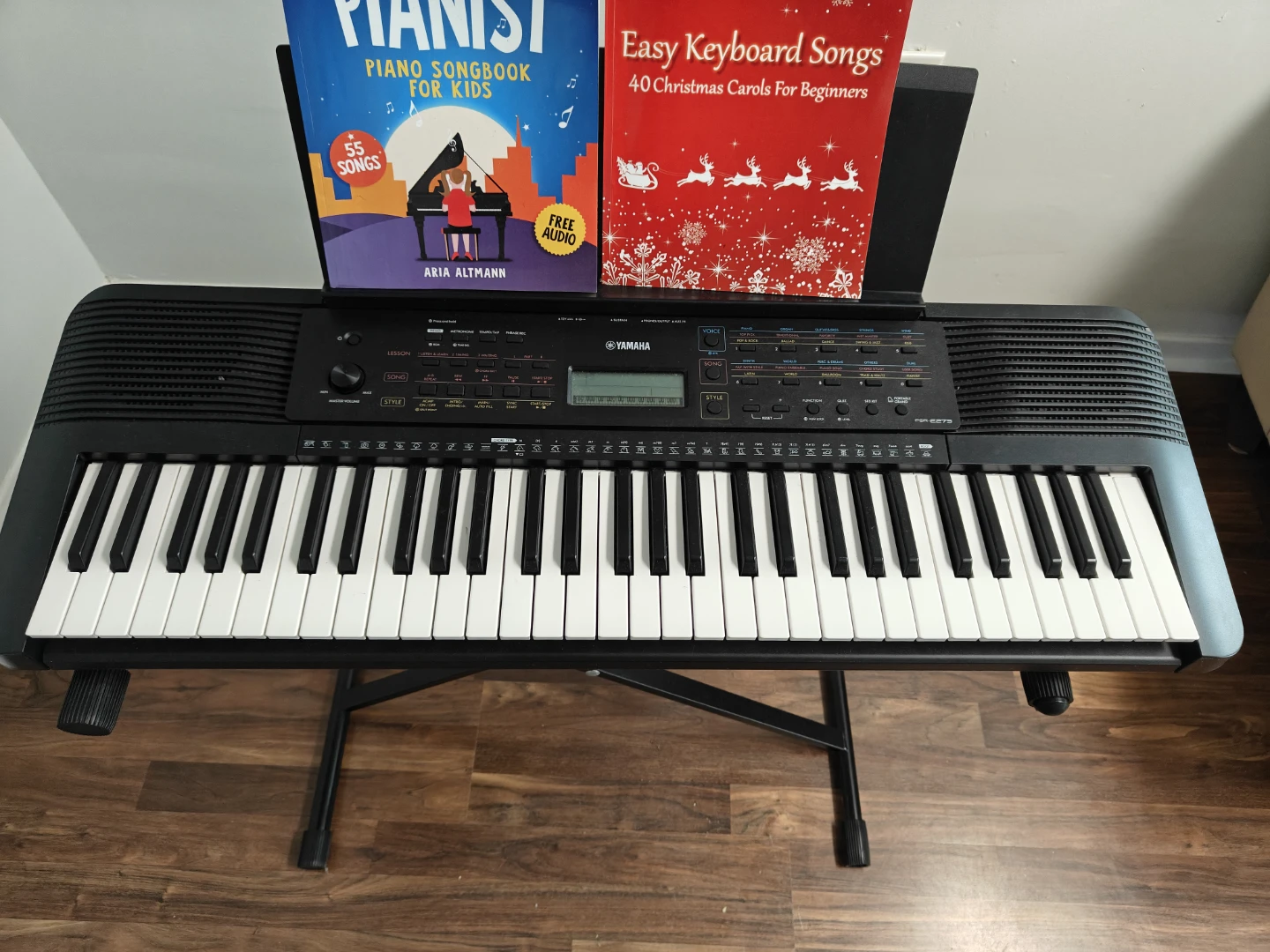 Yamaha PSR-E273 Keyboard - photo 3