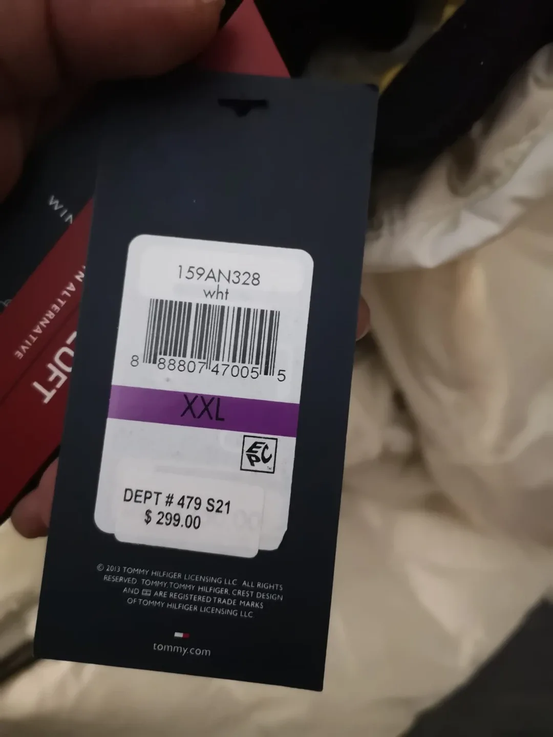 Tommy Hilfiger XXL White Puffer Coat image indicator(4)