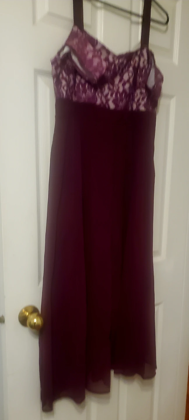 Burgundy Lace Top Dress - photo 2