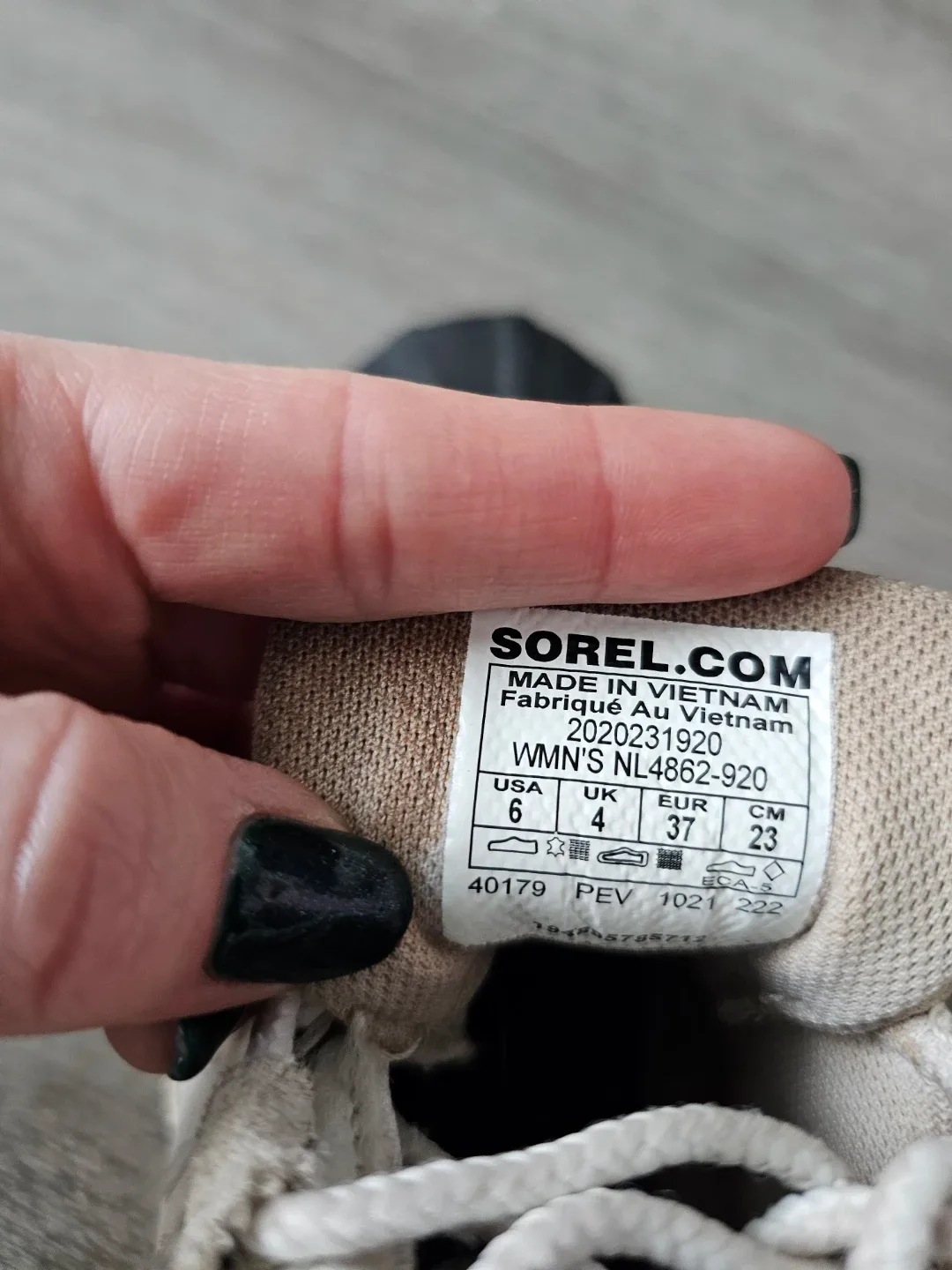 Sorel Out N About III Classic Women's Boots - Size 6 image indicator(2)