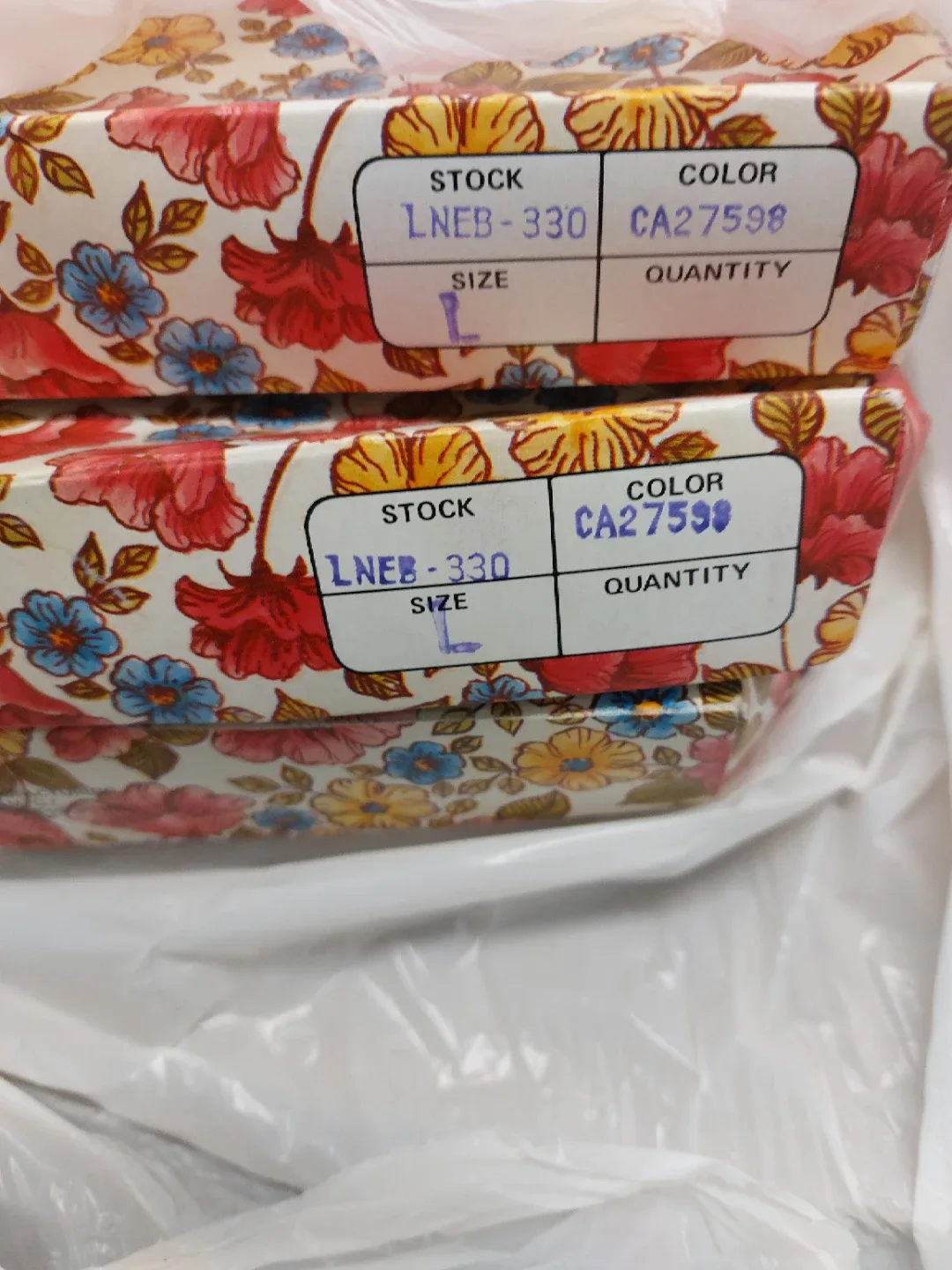 Love Me Socks - Size L - Assorted Colours image indicator(3)