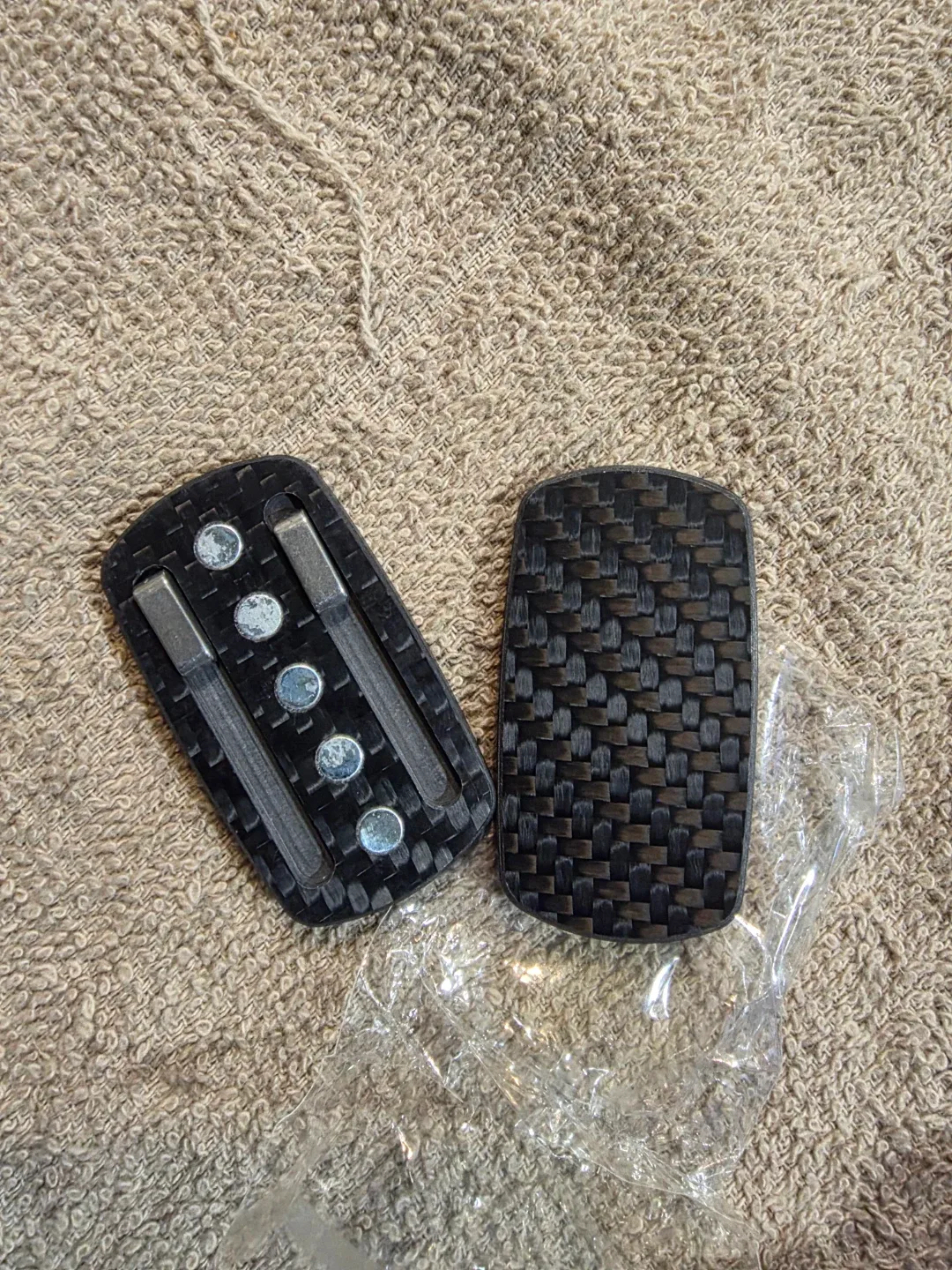 New carbon fibre print EDC magnetic fidget slider image indicator(4)