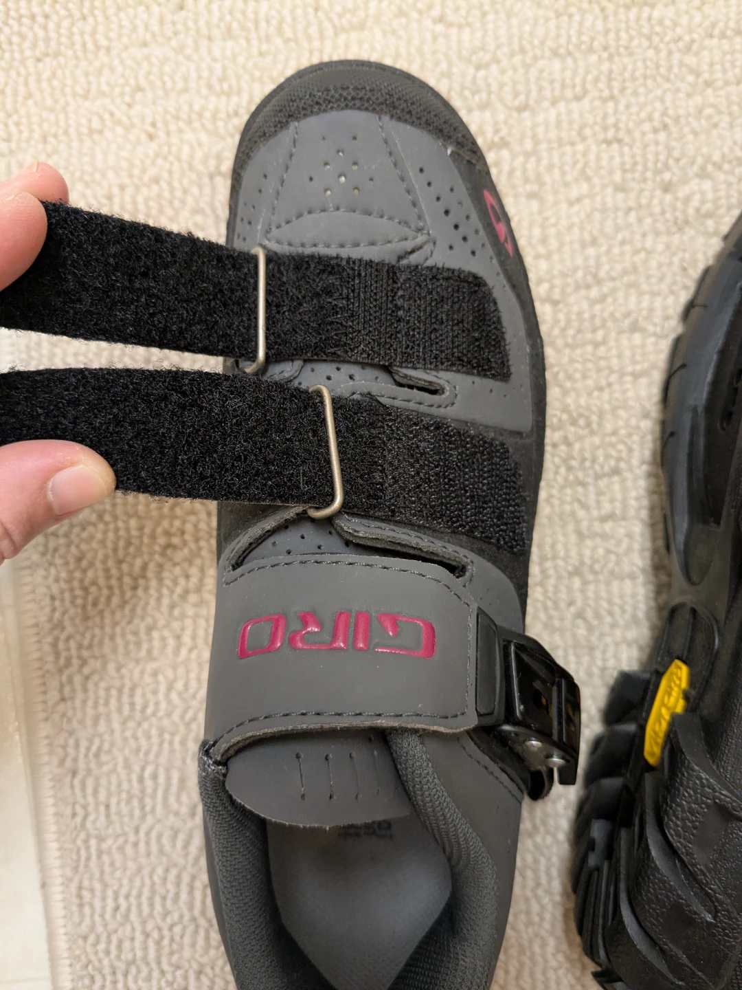 Brand New Women's Giro Cycling Shoes - Size 5.5 to 6 - photo 5