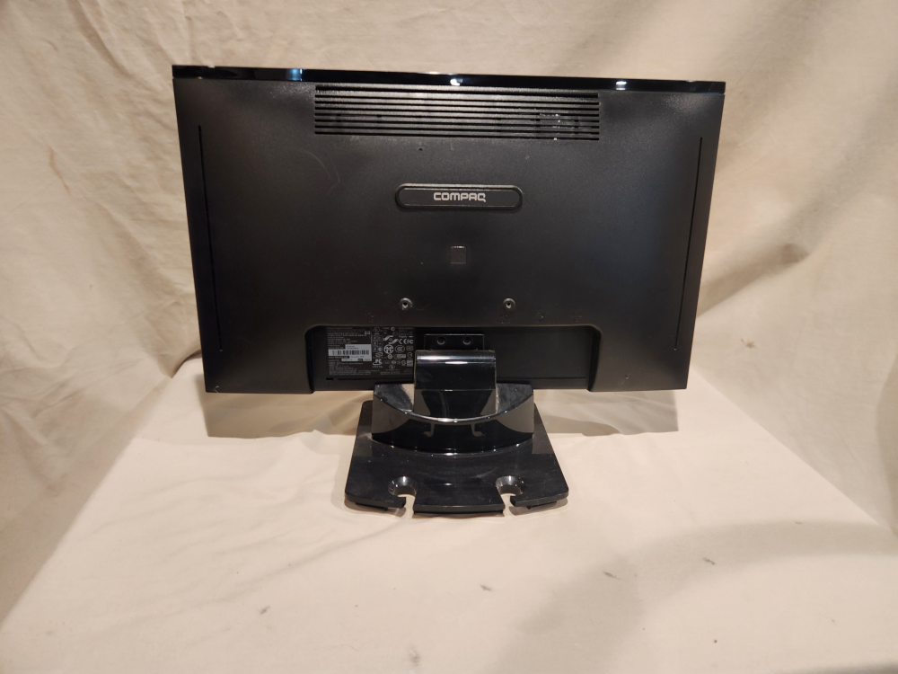 Compaq WF1907 19" LCD Monitor - photo 5