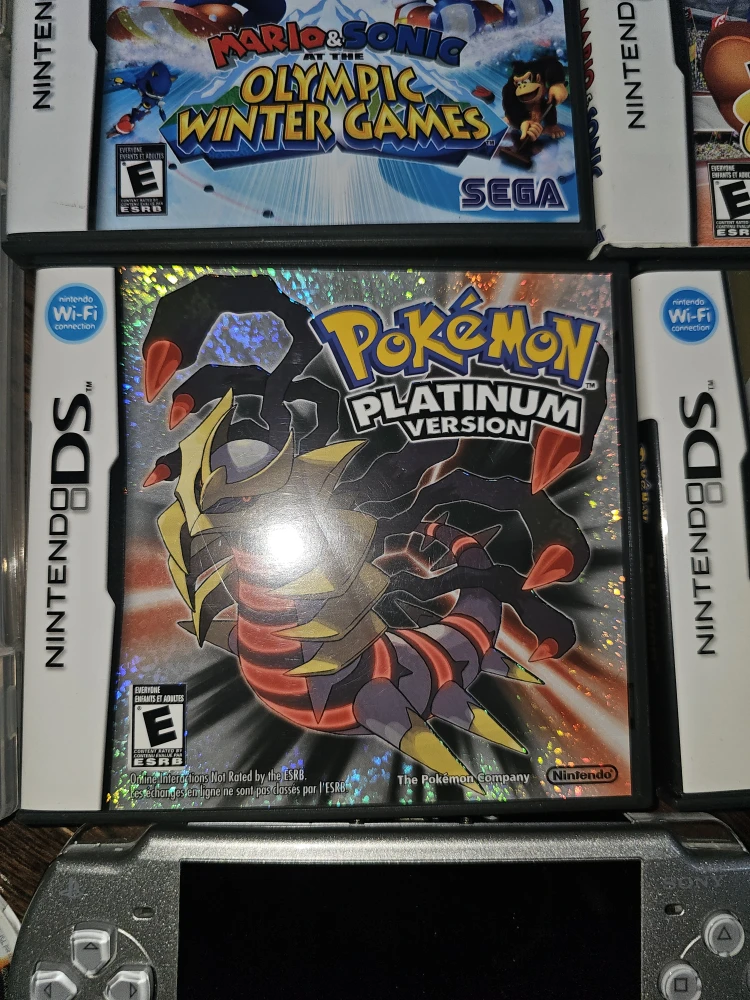 Pokemon HeartGold and Platinum Version Nintendo DS Game - photo 2