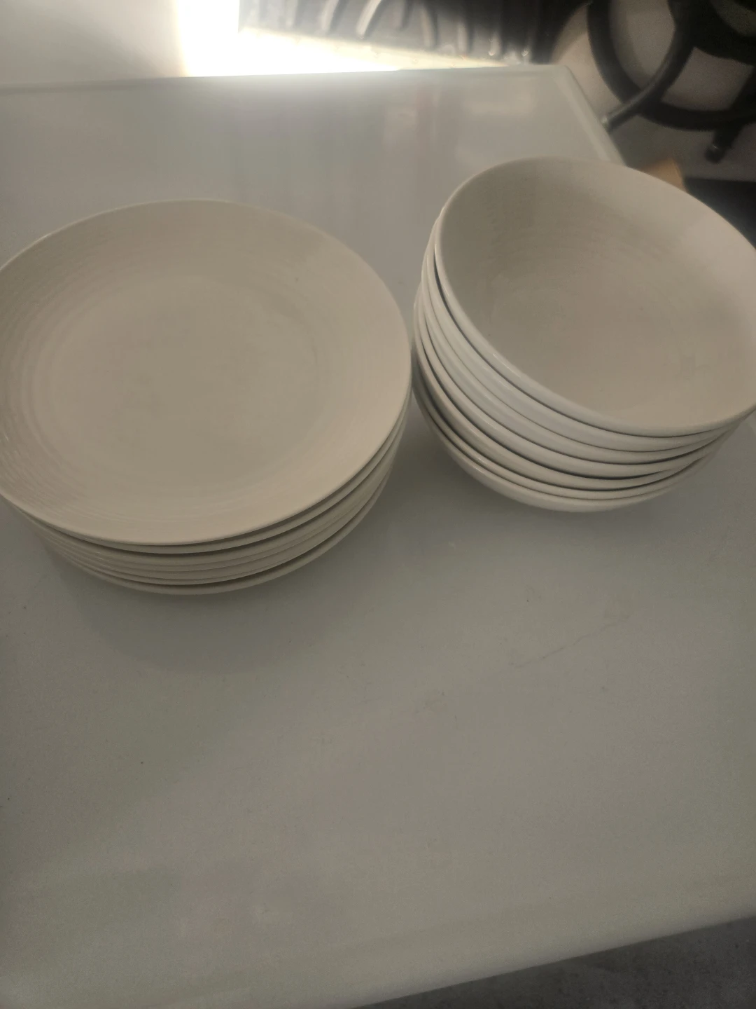 ROYAL DOULTON White Plates and Bowls Set