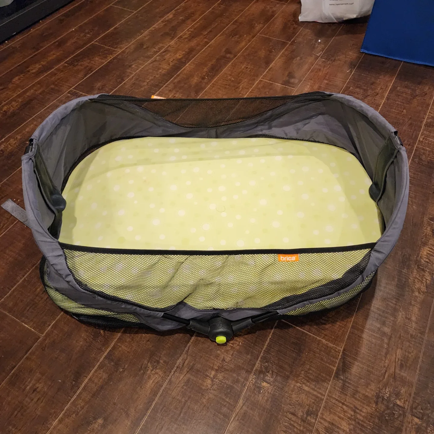brica Fold N' Go Travel Bassinet