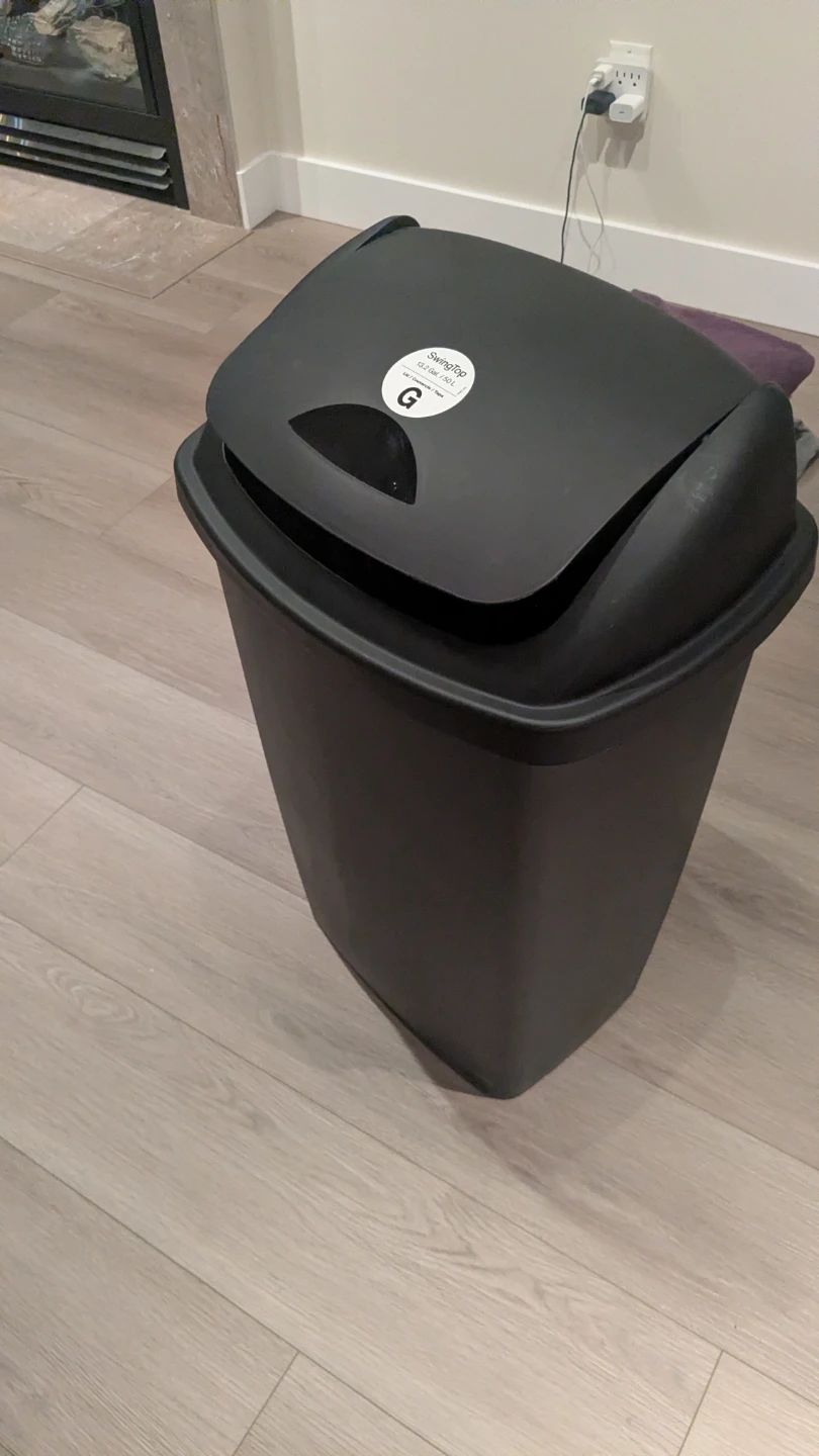 Swingtoptm Black Trash Can 13.2 Gal