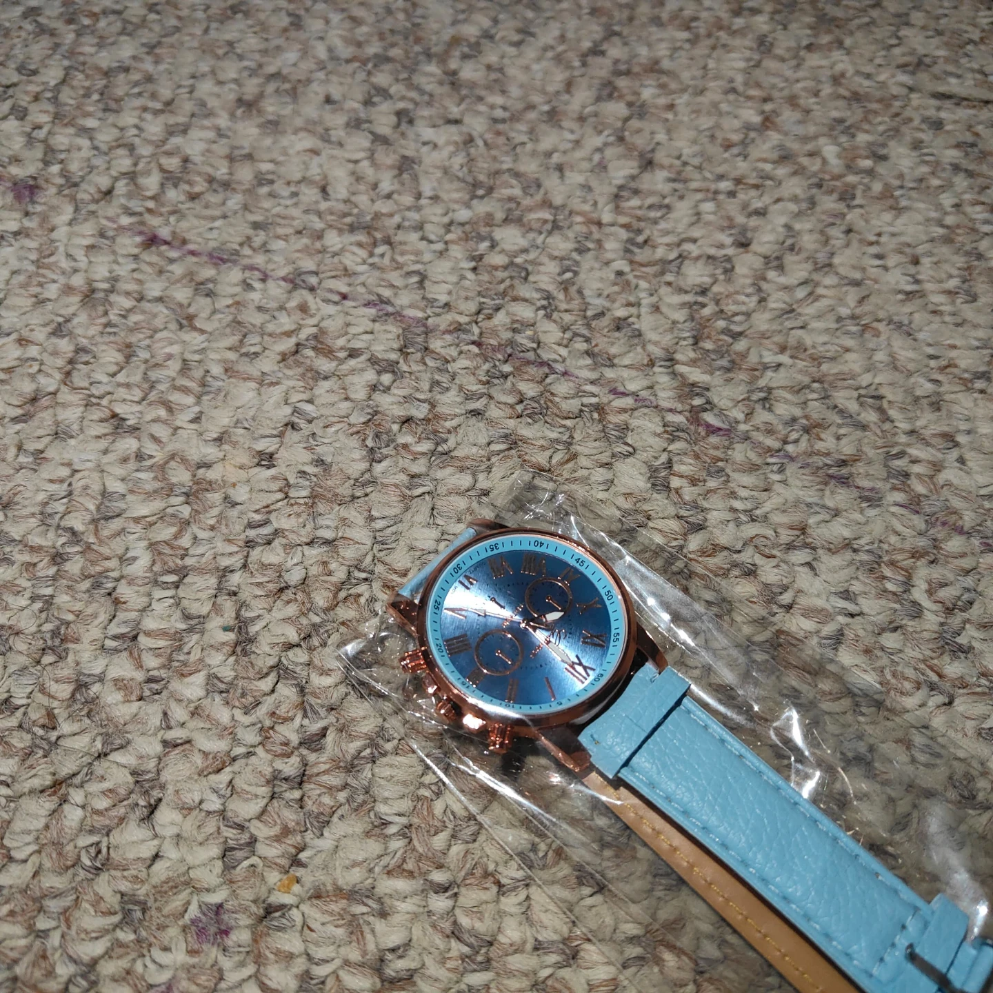 Light Blue Fashion Watch - New! - photo 3