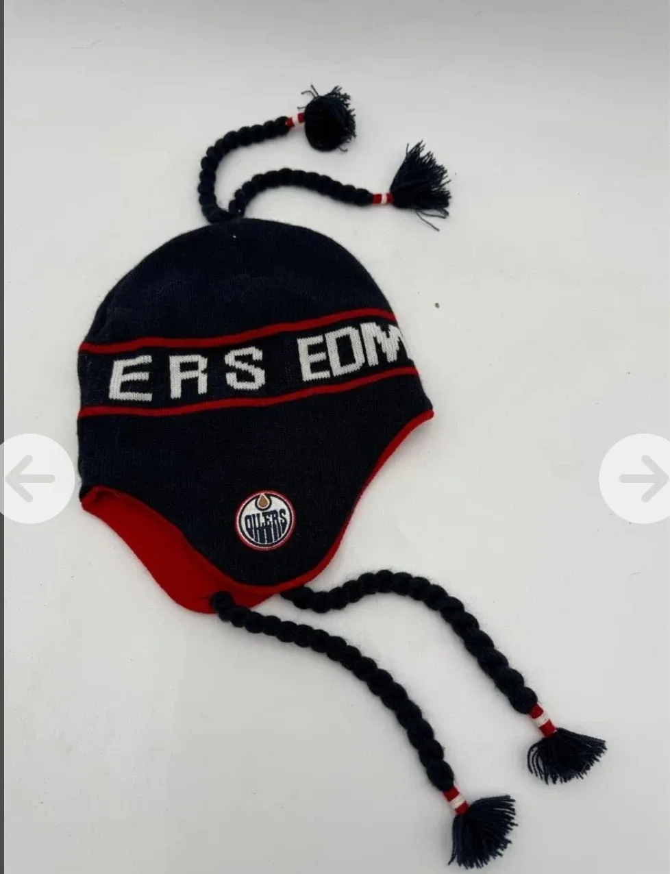 Edmonton Oilers Winter Hat (Used)