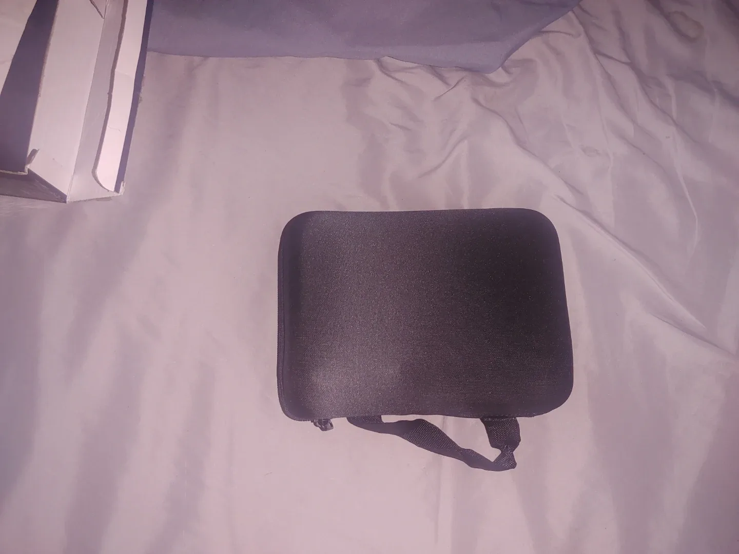 E88 RC Drone with 4K Camera image indicator(4)