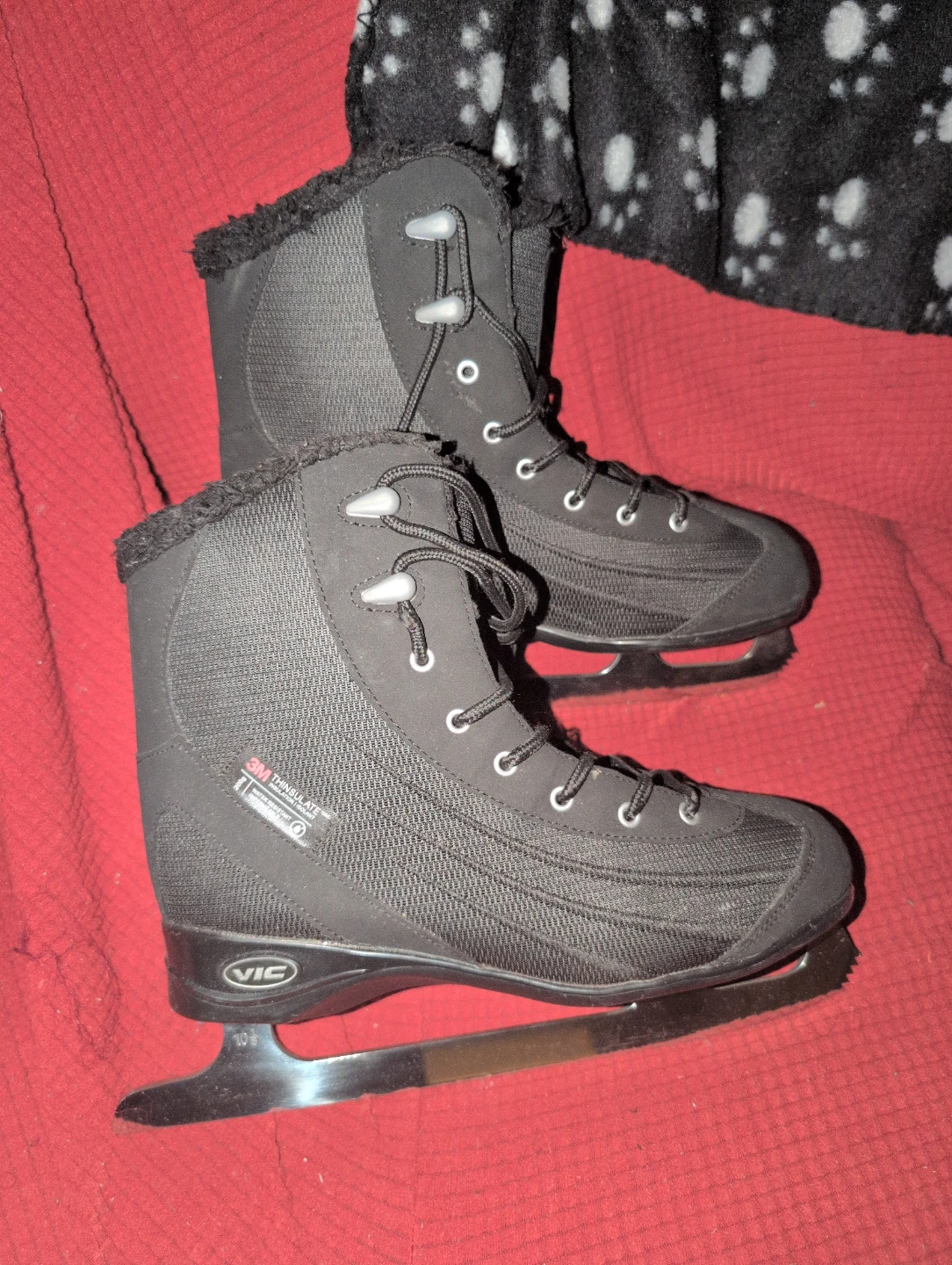 VIC Ice Skates - Ladies Size 8 - photo 2