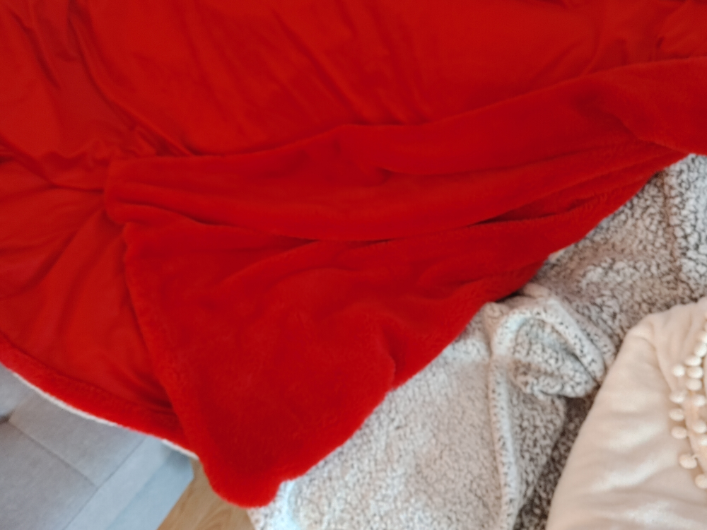 Red Fleece Throw Blanket - photo 2