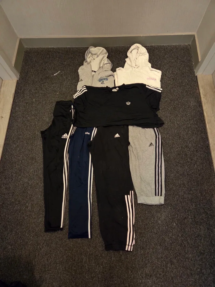 Adidas Clothing Bundle: Hoodie, Sports Bra, Pants