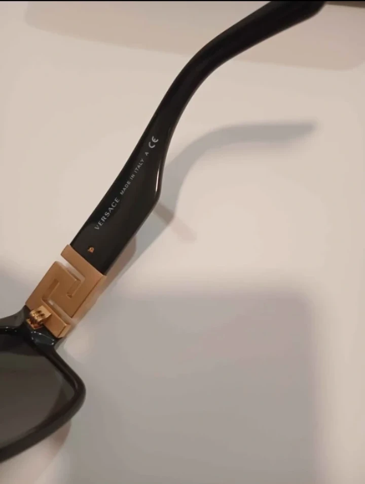 Versace Sunglasses MOD.4396 GB1/87 Black w/ Case - photo 3