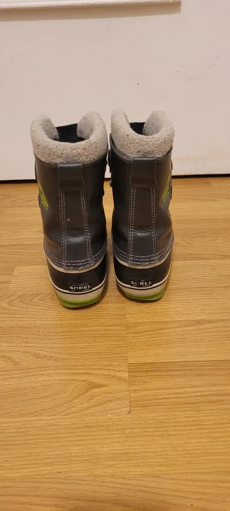 Sorel Kids' Snow Commander Boots - Size 1 image indicator(2)