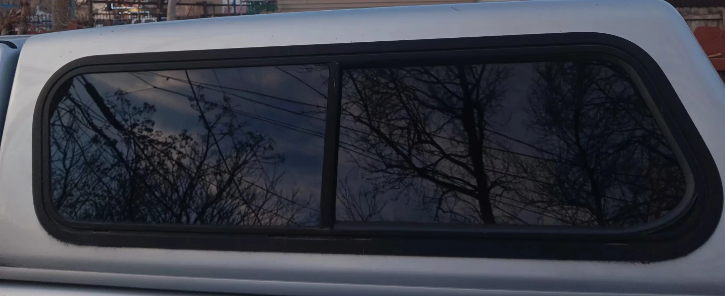 Truck Cap with Sliding Window