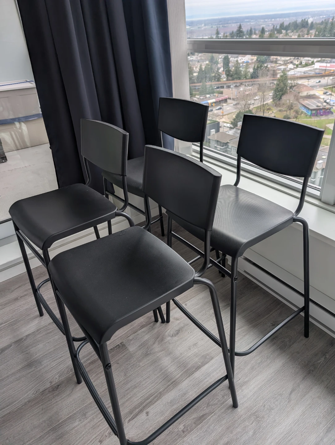 Set of 4 Black Bar Stools - photo 2