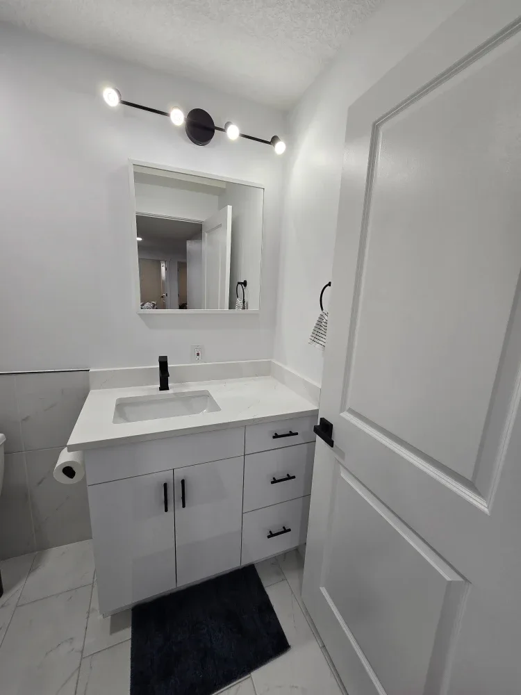 2 Bedrooms Fully Furnished Basement for rent in Chestermere. image indicator(6)