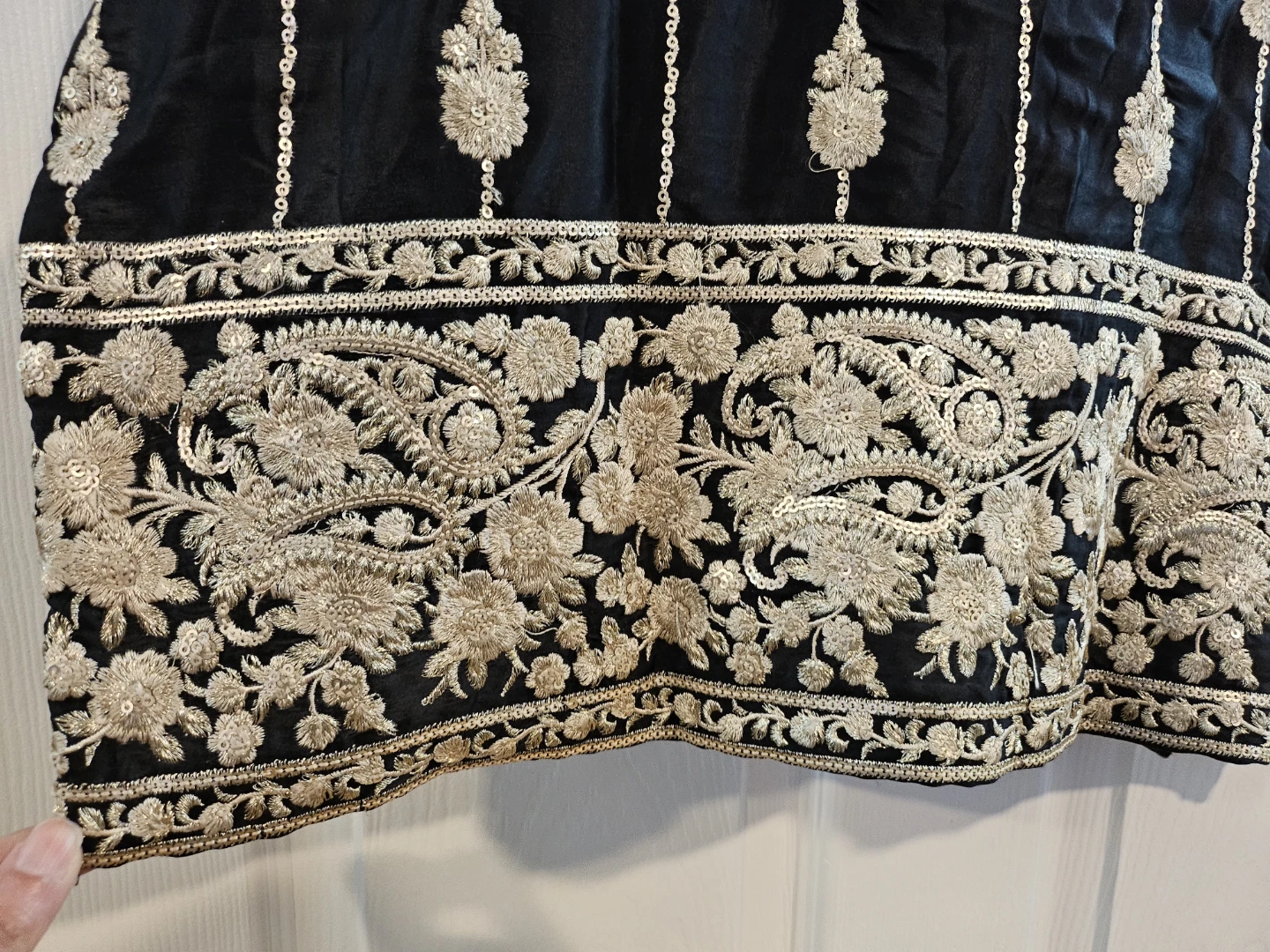 Agha Noor - Medium Black Kurta - photo 3