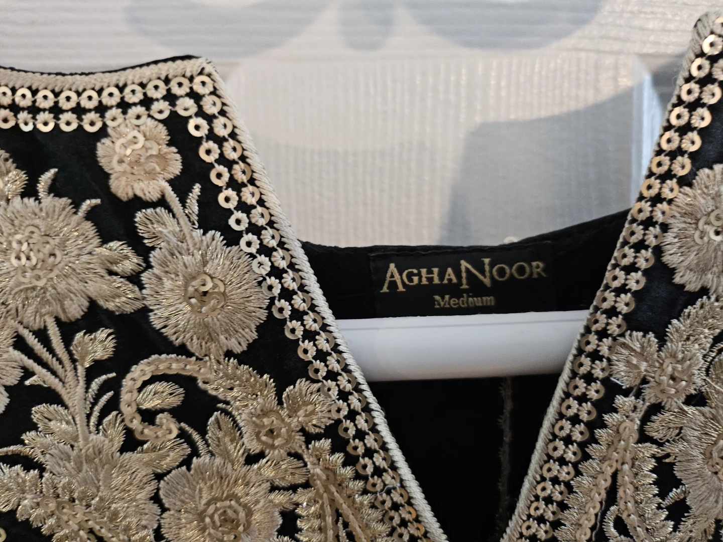 Agha Noor - Medium Black Kurta - photo 5